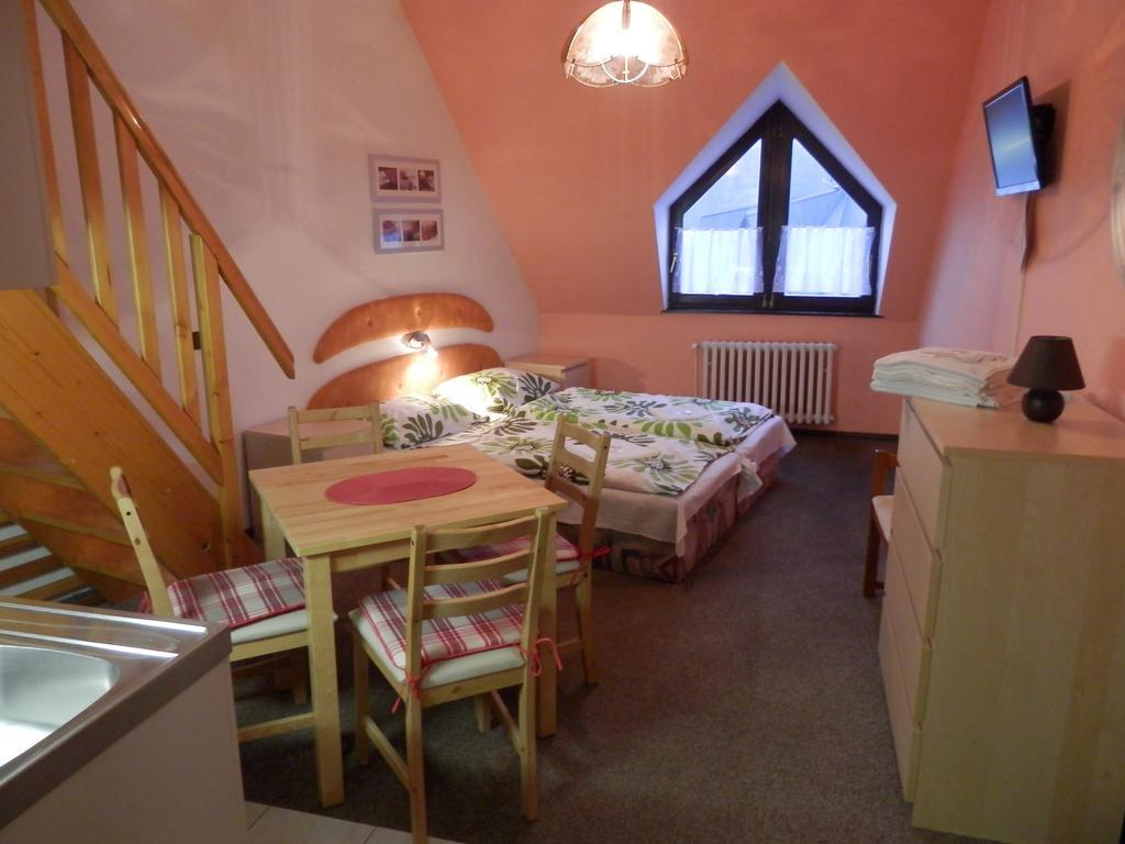 Pension Mona Harrachov Rum bild