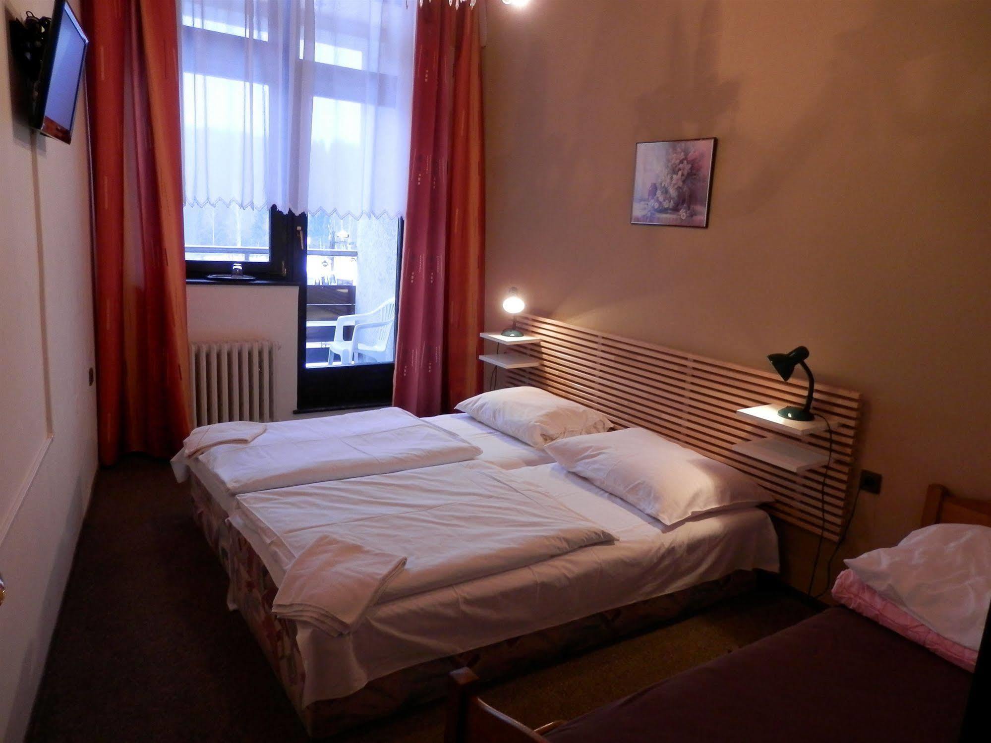 Pension Mona Harrachov Exteriör bild